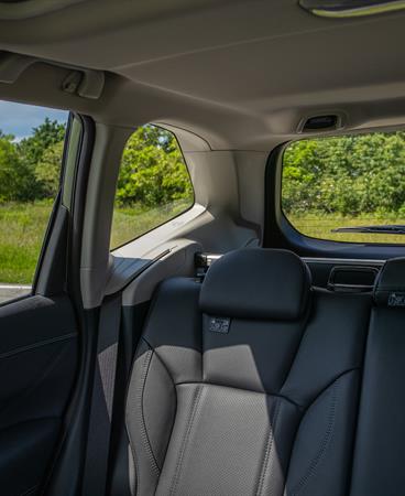 Forester e-BOXER_high-071-23713